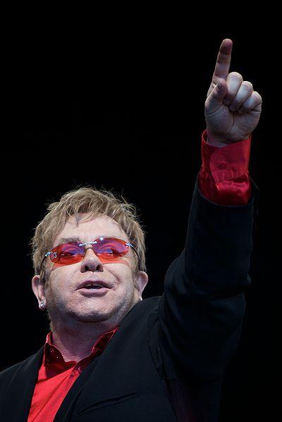 File:Elton John in Norway 5.jpg